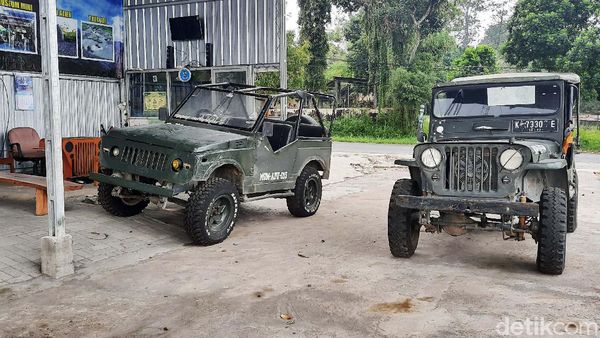 Mobil Jip Wisata Merapi Dikandangin