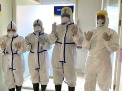 Begini Cara Perawat RS Unair Menghibur Diri Usai Rawat Pasien Corona