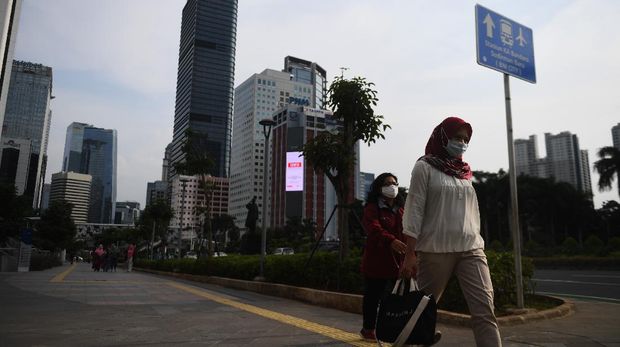 Sayonara THR, Nasib Pekerja 'Era Corona' Selain PHK
