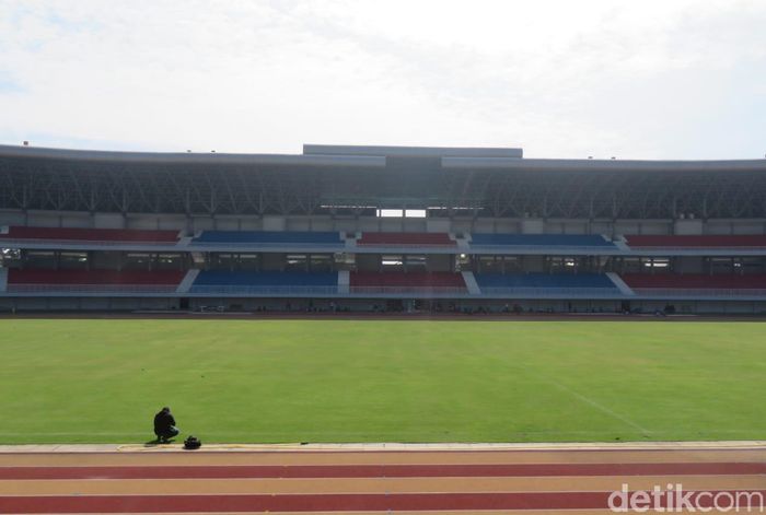 Stadion Mandala Krida Stadion Mandala Krida