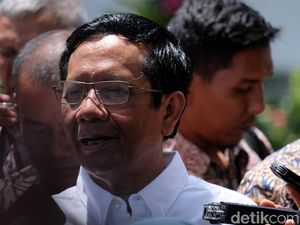 Mahfud: Siapa Pun Jangan Takut dengan Luhut dan Said Didu, Hukum Jalan Saja Mahfud: Siapa Pun Jangan Takut dengan Luhut dan Said Didu, Hukum Jalan Saja