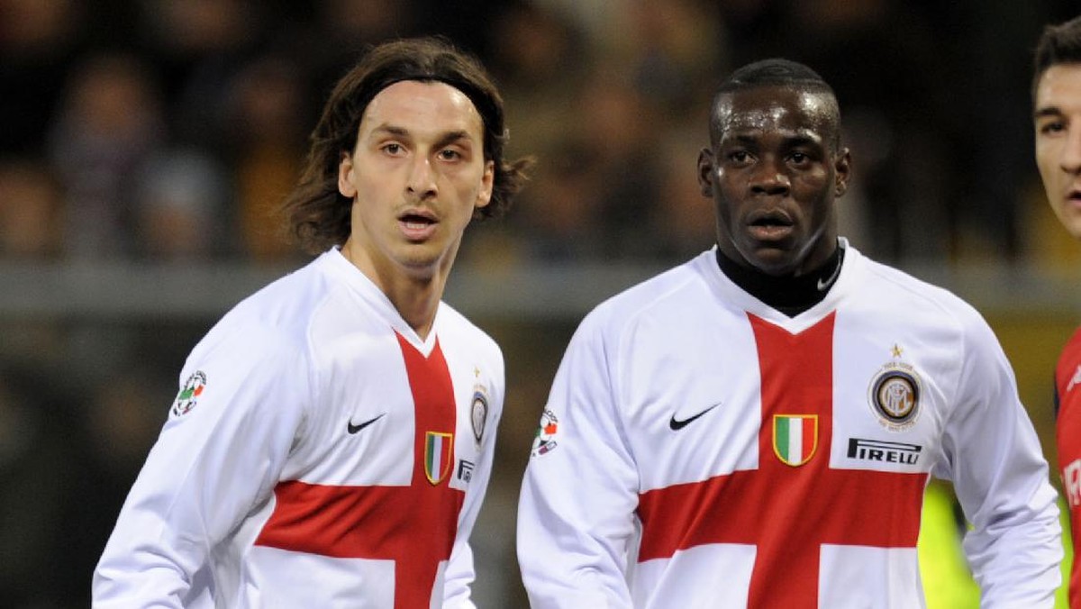 Zlatan Ibrahimovic dan Mario Balotelli di Inter Milan. Foto: (Getty Images/New Press)