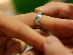 Ketika Balkon Menjadi Lokasi Akad Nikah di Masa Pandemi Corona