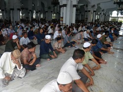 Antara Durasi dan Esensi di Balik Usulan Waktu Khotbah Dibatasi