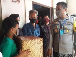 Kapolresta Bandung Apresiasi Bocah 10 Tahun Sumbang Uang Receh Beli APD