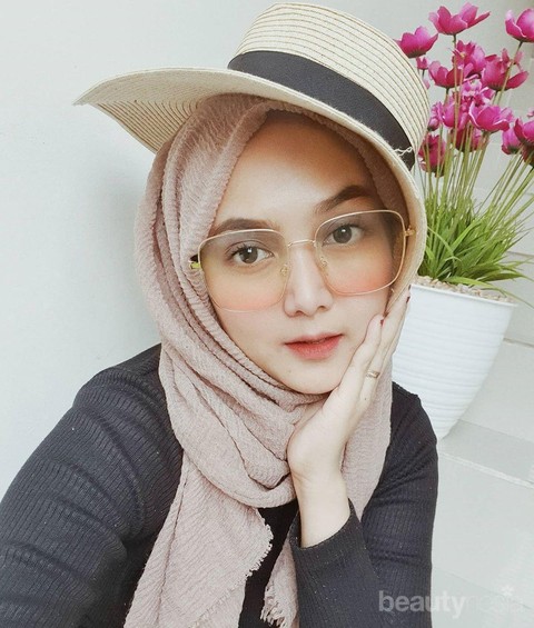 Biar Terlihat Tirus, Ini Cara Memakai Hijab yang Cocok ...