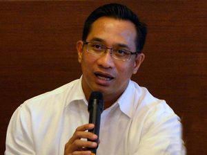 Jenazah Lukman Niode Dimakamkan di TPU Jeruk Purut Jenazah Lukman Niode Dimakamkan di TPU Jeruk Purut
