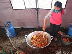 Kota Bekasi Sediakan 12 Dapur Umum Selama PSBB COVID-19