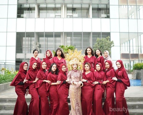 5 Warna Seragam Bridesmaid Yang Tren Dikalangan Influencer Indonesia