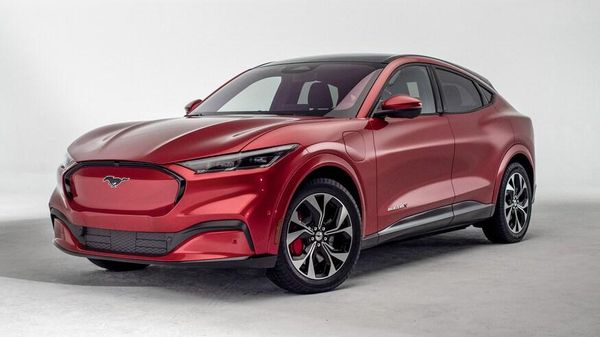 Saat Mustang Punya Bodi Crossover dan Berbekal Listrik