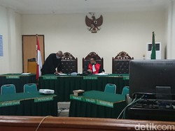 Praperadilan 2 Tersangka Korupsi Pengadilan Negeri Trenggalek Ditolak
