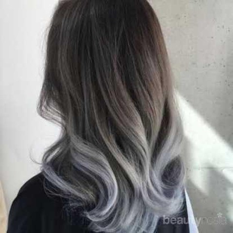 6 Warna Rambut Ombre yang Cocok untuk Kulit Sawo Matang