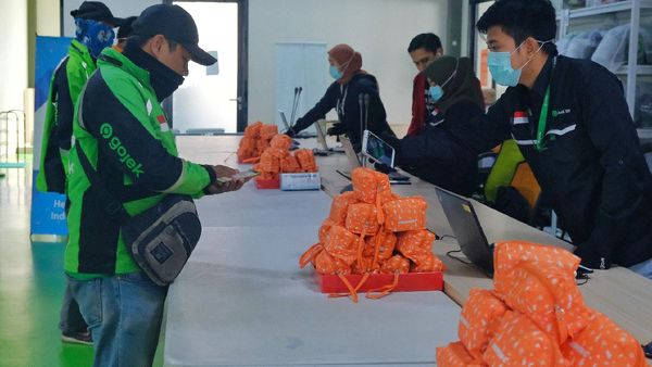 Donasi untuk Para Ojol Terus Mengalir