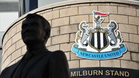Newcastle United akhirnya diakuisisi oleh Pangeran Arab Saudi, Muhammad bin Salman lewat perusahaan konsorsiumnya yakni Public Investment Fund (PIF) (Getty Images/Mark Runnacles)