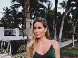Soal candaan Ronaldo tentang memuji istrinya, Luis Figo tak ambil pusing. Menurutnya, memang striker asal Brasil itu suka bercanda (Instagram/helenesvedinfigo)