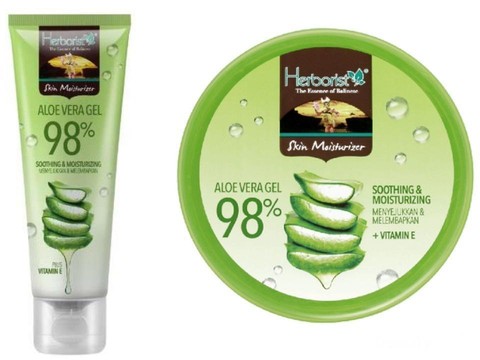 Review Herborist Aloe Vera Gel 98 Untuk Jerawat - Herborist Aloe Vera Gel 98 Review Female Daily : Herborist aloe vera gel terbuat dari aloe vera 98% + vitamin e yang berfungsi melembabkan, menghaluskan, dan menyejukkan kulit wajah, tubuh, dan rambut.