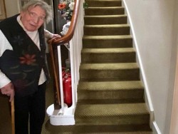 Nenek 90 Tahun Coba Daki Gunung untuk Galang Dana Penanganan Corona