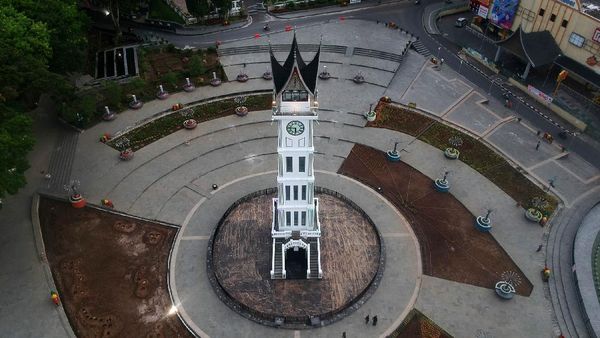 Begini Suasana Jam Gadang Saat Pandemi Virus Corona
