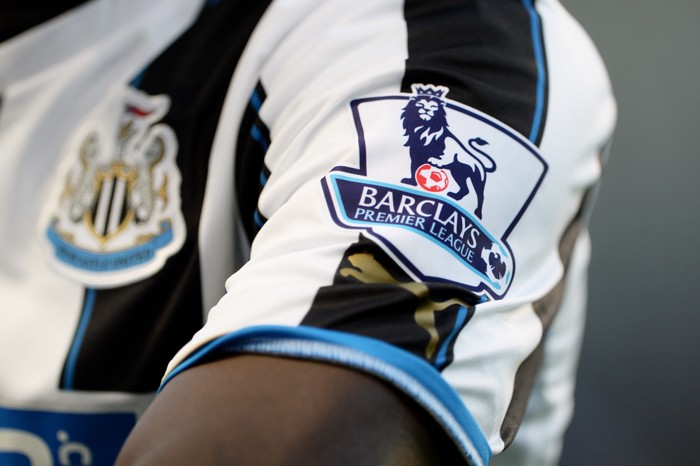 Newcastle United Dibeli