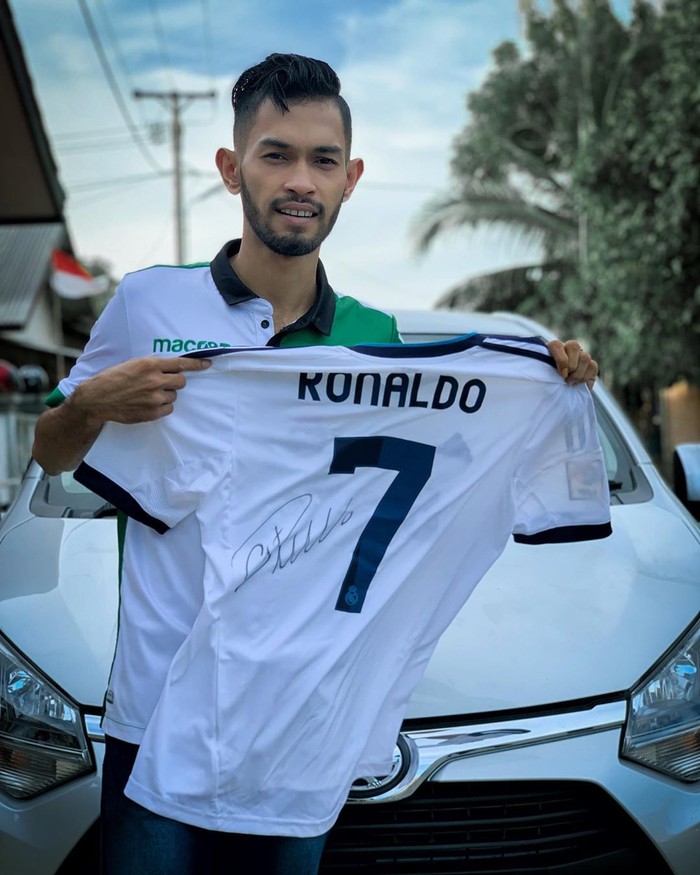 Martunis Jersey Ronaldo
