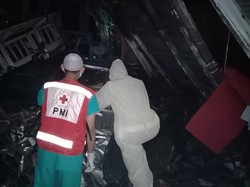 Tabrakan Maut Truk Tronton vs Hino di Cianjur, 4 Orang Tewas