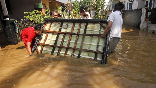 Bukit Sawangan Indah Depok Kebanjiran