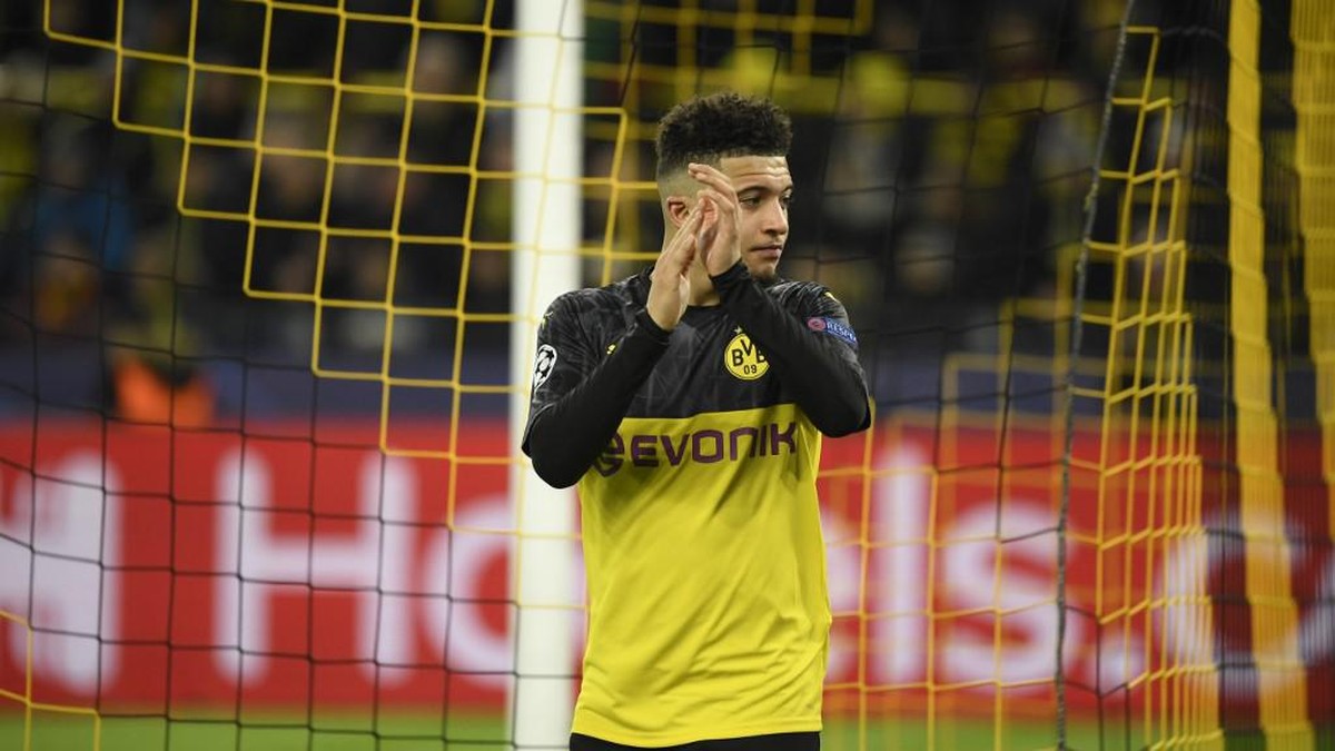 Jadon Sancho diminta lebih dewasa dalam bertindak setelah didenda gara-gara potong rambut (Foto: AFP/INA FASSBENDER)
