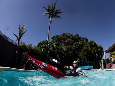 Gegara Corona, Atlet Kano Australia Berlatih di Kolam Renang Pribadi
