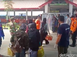 Video Pelabuhan Tj Kalian Bangka Barat Dibuka, Pemudik Membeludak