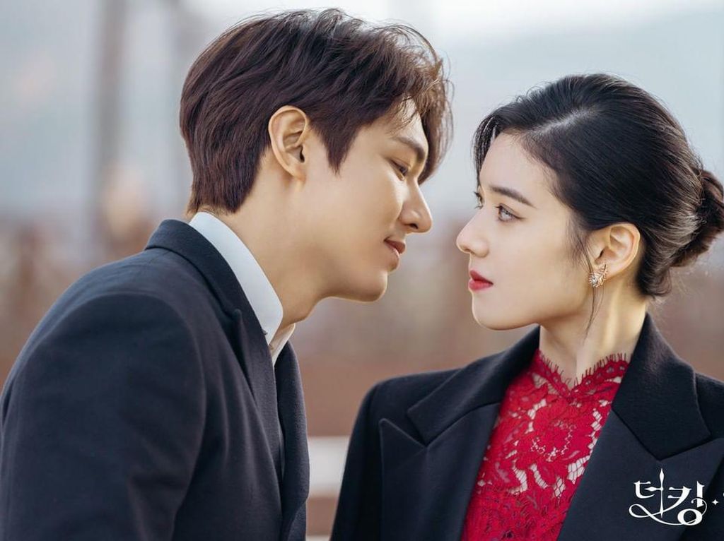 Heboh Skandal Jung Eun Chae, Bagaimana Nasib The King: Eternal Monarch? Heboh Skandal Jung Eun Chae, Bagaimana Nasib The King: Eternal Monarch?