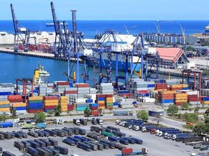 Pandemi COVID-19, Kemenhub Beri Dispensasi Perizinan Kepelabuhan