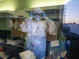 Tahanan di Texas Diberi Upah Rendah untuk Bantu Urus Jenazah COVID-19