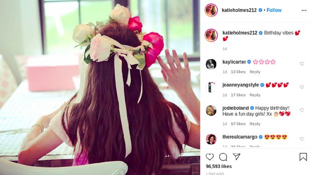 Katie Holmes rayakan ultah Suri Cruise