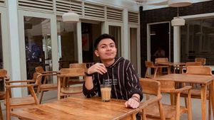 Billy Joe Ava, Penyanyi Cover yang Hobi Makan Sushi dan Ngopi