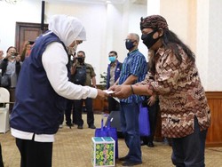 Seniman & Juru Pelihara Cagar Budaya di Jatim Dapat Santunan Rp 1 Juta