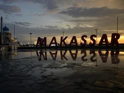 Cegah Kerumunan Saat Nataru, Pemkot Makassar Tutup Pantai Losari-Akkarena