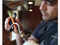 Inspiratif! Kisah Chef Handal Meski Punya Keterbatasan Fisik