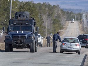 Kanada Pertimbangkan Menutup Perbatasan dengan AS