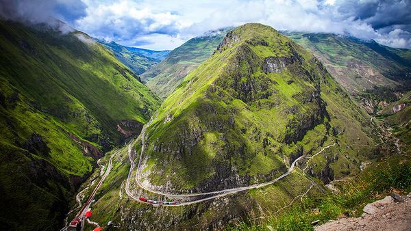Potret Kereta Hidung Setan yang Minta Tumbal Nyawa Manusia