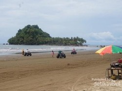 Wisatawan Dipalak di Pantai Air Manis, Pokdarwis Langsung Dibekukan