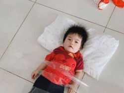 Viral Foto Balita Dipasung Pakai Selotip agar Ayah Bisa Kerja dari Rumah