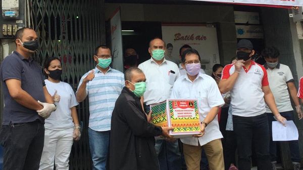 Aksi Solidaritas Membantu Sesama di Tengah Pandemi Corona
