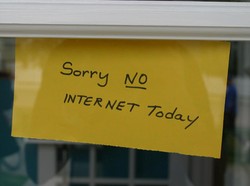 Layanan Internetnya Down, Ini Kata First Media