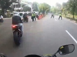 Polisi Setop Kebut-kebutan Motor Sport di Pattimura, Nyaris Diserempet
