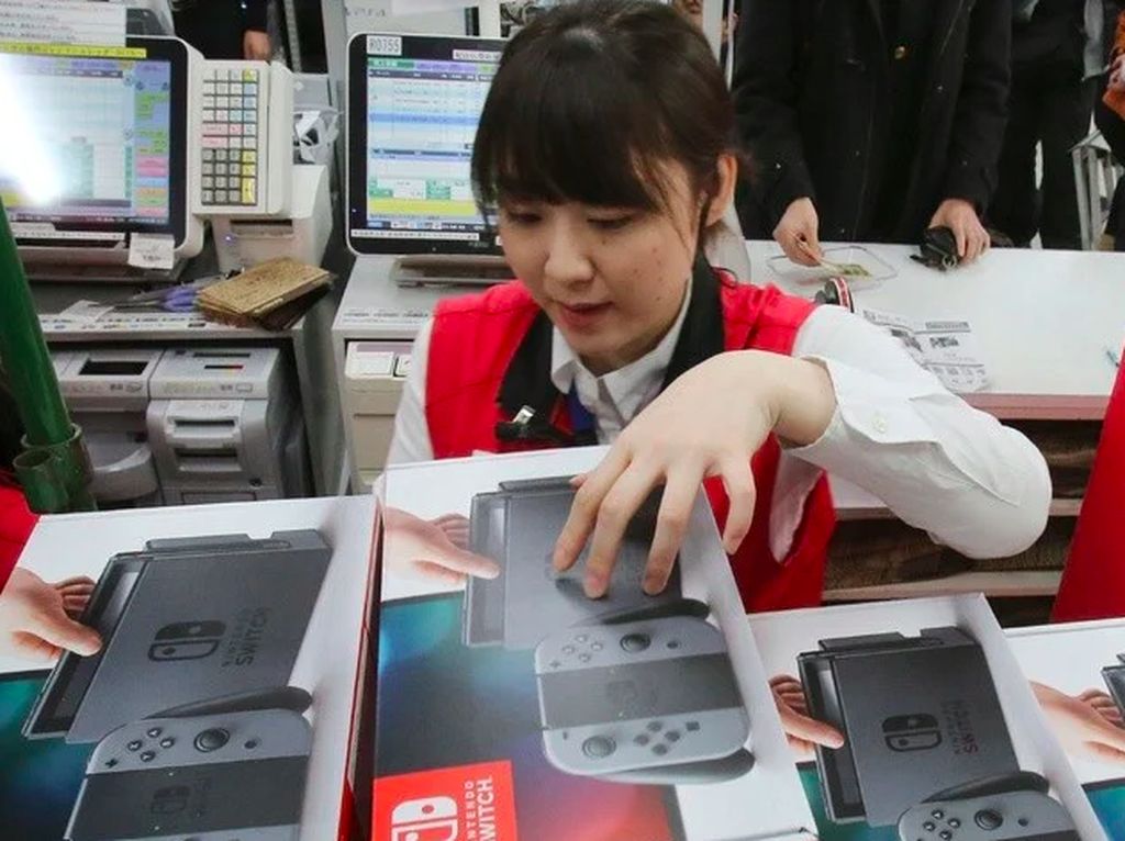 Langka di Mana-mana, Nintendo Kebut Produksi Switch Langka di Mana-mana, Nintendo Kebut Produksi Switch