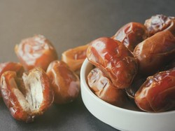 Saran Ahli Gizi Soal Jumlah Kurma yang Sebaiknya dimakan Saat Buka Puasa