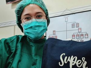 Jarang Terungkap, Kisah Dokter Tiap Hari Swab Test Pasien Corona di Indonesia