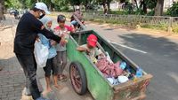 Aksi Bagi-bagi 1000 Masker  di Jakarta