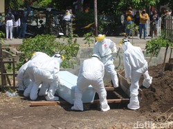 Warga Saksikan Pemakaman Korban Corona Pertama di Gorontalo, Tiada Penolakan