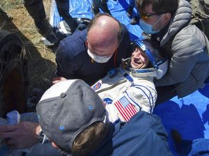 Momen Astronaut Balik ke Bumi yang Berbeda Gegara Corona